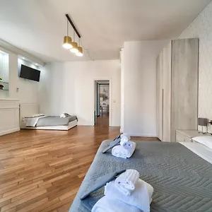 Dante 138 Class & Apartment
