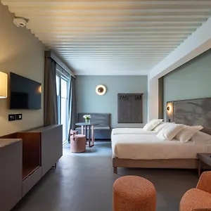  Apartahotel Vis Urban Suites&spa